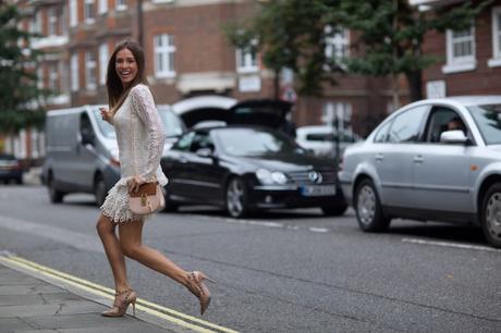 Copia de Copia de Marta - White Dress, Valentino Heels (9 of 47)