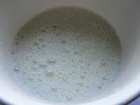 Sopa fría de pera y pepino con queso sin lactosa