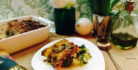 Brócoli y calabacín con cobertura crujiente de miga y nueces