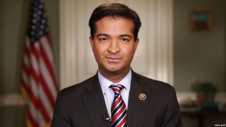 30e30025-f0b7-461a-9517-d59b21314960_w987_r1_s