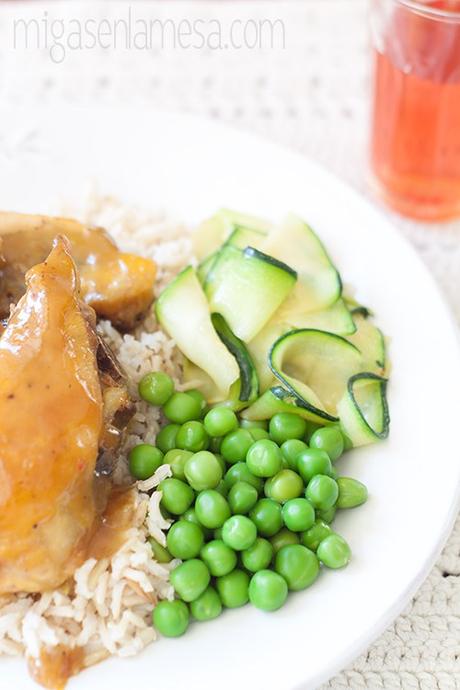 Pollo a la naranja caramelizado con cardamomo