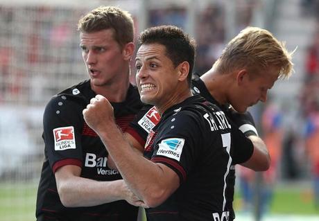 Javier “Chicharito” Hernández elogiado por la prensa alemana