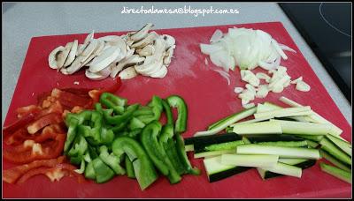 Salteado de cerdo con verduras en wok