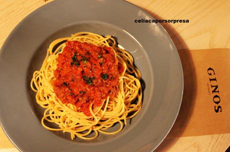 spaghetti-bolognese-ginos