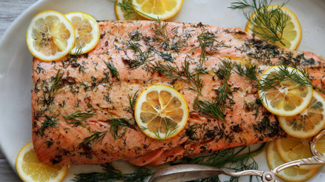 Salmon al horno con mantequilla