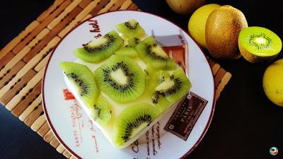 Terrina de kiwis con leche condensada