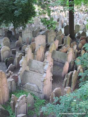 Praga; el Barrio Josefov y el Cementerio Judío