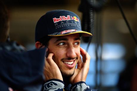 Ricciardo reconoce haber aprendido tanto de Vettel como de Verstappen