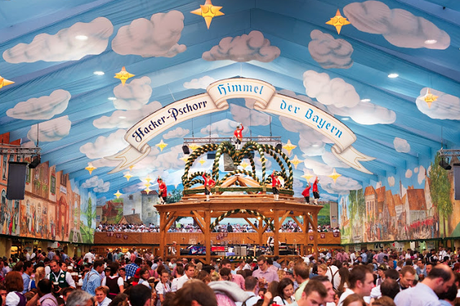 Paulaner trae por primera vez a Panamá sus barriles originales para el Oktoberfest