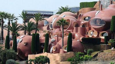 Pierre Cardin ponea la venta su mansión de Cannes