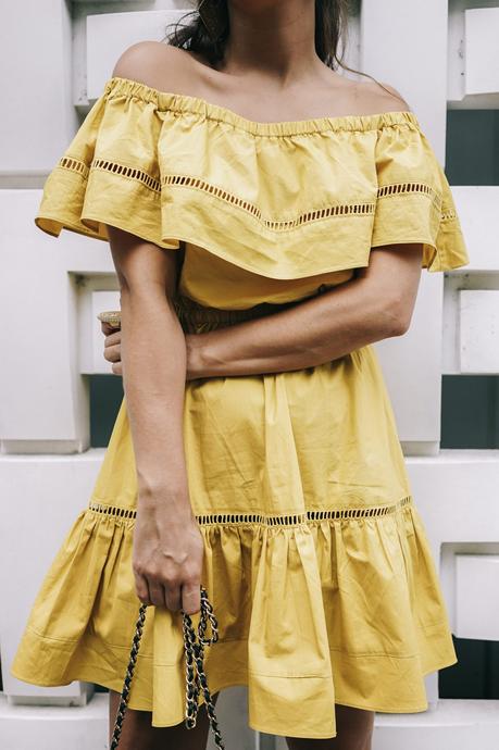 tokyo_travel_guide-outfit-collage_vintage-street_style-off_the_shoulders_dress-mustard_dress-soludos_sandals-chanel_vintage-bag-vintage_stores-54