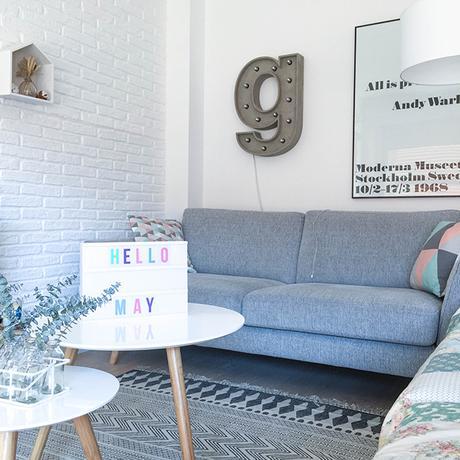 El salón de Esther en Barcelona (ESTORETA PARA LOS AMIGOS)