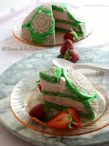 Bomba de Fresa con Encaje