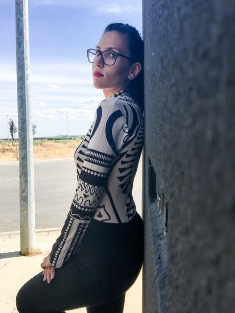 GEOMETRICAL BODYSUIT GEOMETRICAL BODYSUIT