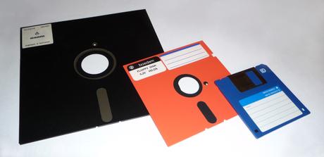 Floppy_disk_retro_2.jpg