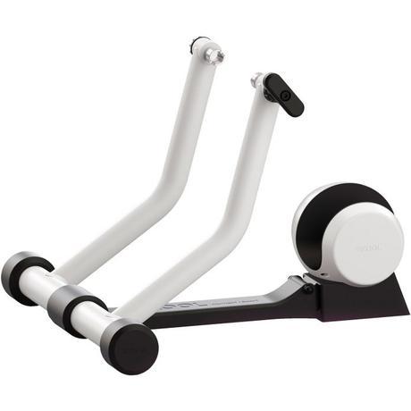 Bkool One, el rodillo más económico de la marca con curva de resistencia