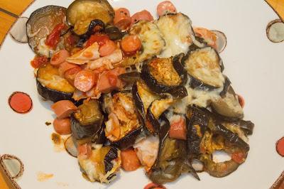 Berenjenas con salchichas y pavo light a la parmesana