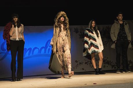 Pasarela Amodiña V Pasarela Amodiña V