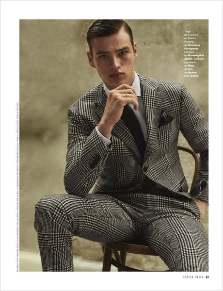 Filip Hrivnak, Hunter & Gatti, Codigo Unico, cover, model, Suits and Shirts, Beatriz Tarrega, Dior Hommme, Boss Tailored, Ermenegildo Zegna, Hermes, Salvatore Ferragamo, Brunello Cucinelli, menswear, moda hombre,