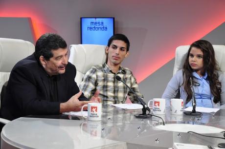 Seguidamente, Iroel Sánchez apuntó que en los países donde han actuado estas agencias la palabra clave es “cambio”.