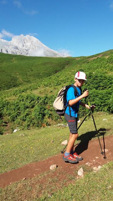 RUTA A LA BASE DEL PICU URRIELLU