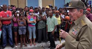 Raúl Castro ante huracán Matthew está en Santiago de Cuba