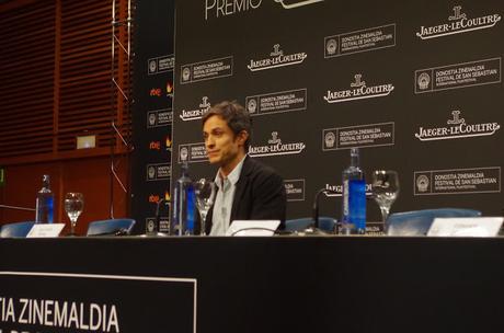 Fotografía de la rueda de prensa de Gael García Bernal y del equipo de Neruda en el 64º Festival de cine de San Sebastián