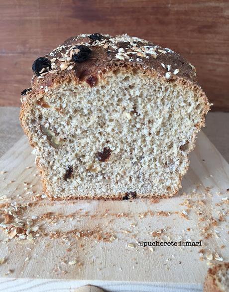 PAN DE MOLDE INTEGRAL CON PASAS Y NUECES