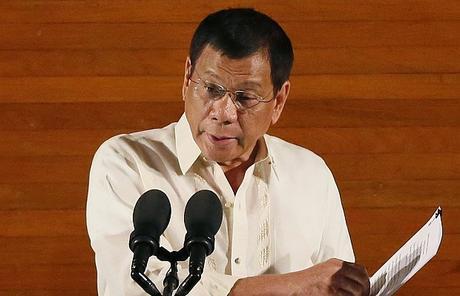 Israel reprende a Duterte.