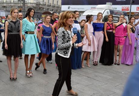 Moda en la Puerta del sol byJose Matteos.MBFWM SS 2017