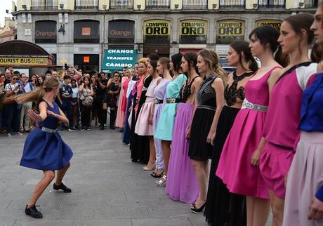 Moda en la Puerta del sol byJose Matteos.MBFWM SS 2017