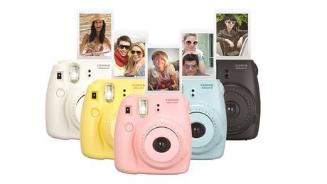 Wellbots Fujifilm Instax Mini 8 Instant Camera