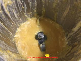 TARTA MOUSSE DE MELOCOTÓN SIN AZÚCAR EN THERMOMIX