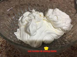 TARTA MOUSSE DE MELOCOTÓN SIN AZÚCAR