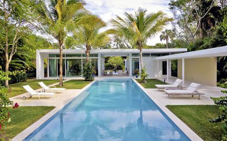 Ampliacion de Vivienda Contemporanea en Jupiter Island