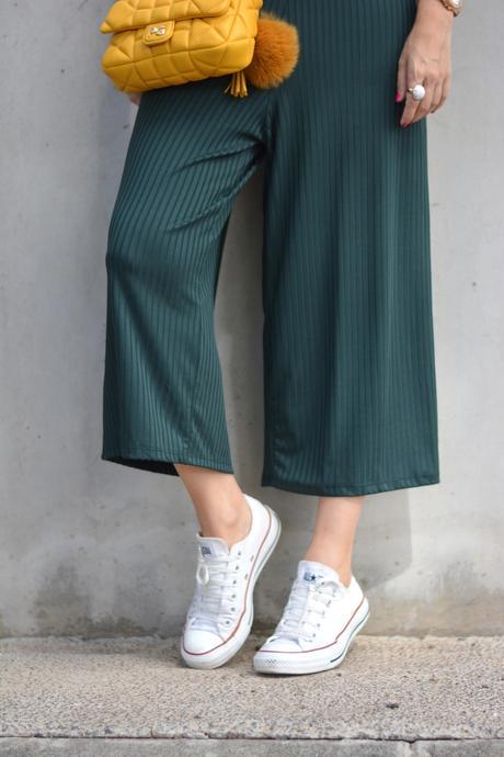 outfit-mono-verde-zara