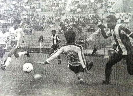 04 de Octubre en ALianza Lima [Doblete de La Rosa]