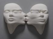 Estiradas contraídas esculturas rostros porcelana