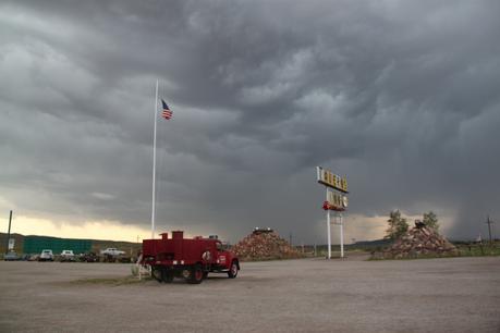 Un idiota de viaje – Carretera y manta Tormenta en la parada.