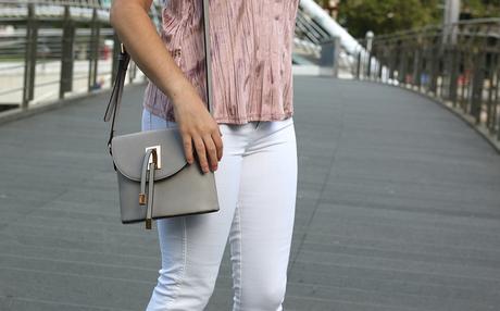 Otoño entre terciopelo rosa