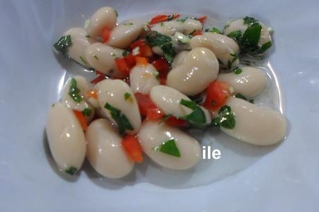 Porotos con ajo, perejil y morrones