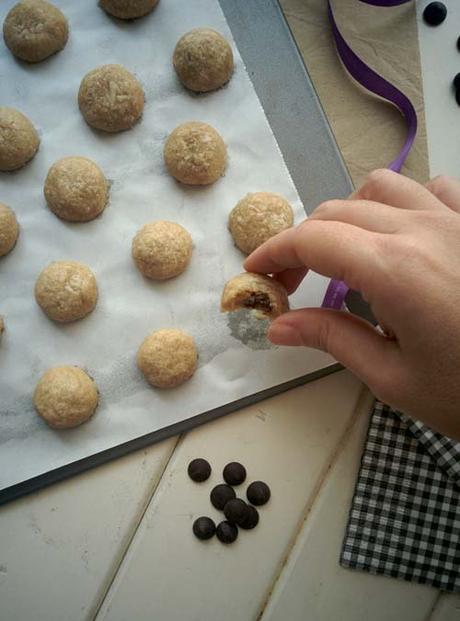 mini galletitas con chip | two bites one chip cookies | #cookiesandkindness