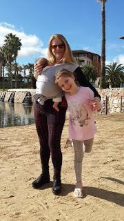 A un beso de distancia