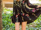 Paque Maria Luisa--- Vestido Bordado