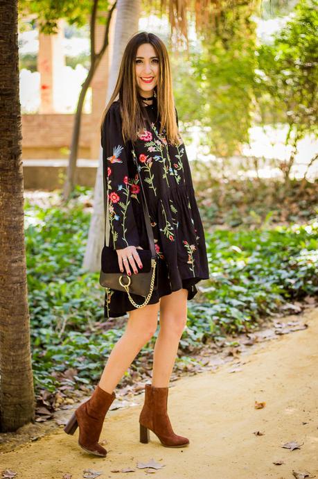 Paque De Maria Luisa--- Vestido Bordado Paque De Maria Luisa--- Vestido Bordado