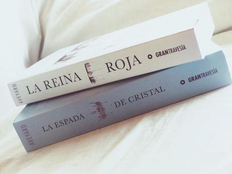 LA ESPADA DE CRISTAL de Victoria Aveyard [LA REINA ROJA #2]