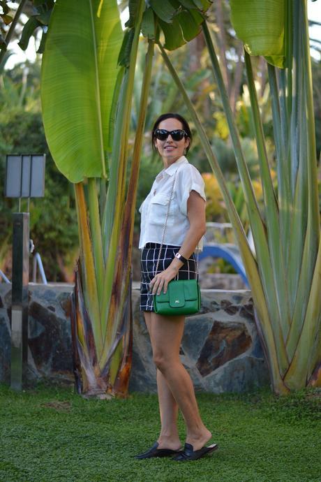 SLIPPERS OUTFIT