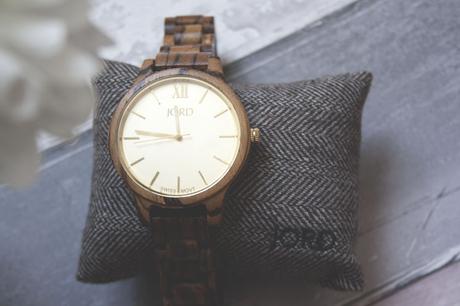 un reloj de madera para disfrutar del tiempo como tú quieras