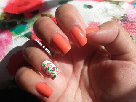 unas_a_mil_nail_art_diseno_decoracion_unas_bautizo_boda_comunion_flores_naranja_blanco_esmaltes-3