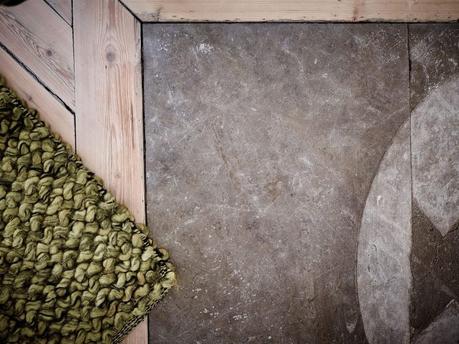 Lámparas colgantes sobre la encimera iluminación cocinas cocinas sin muebles superiores cocinas pequeñas cocinas nórdicas cocinas modernas blog decoración nórdica 